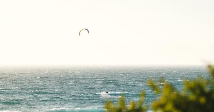 kiteboarding wave action